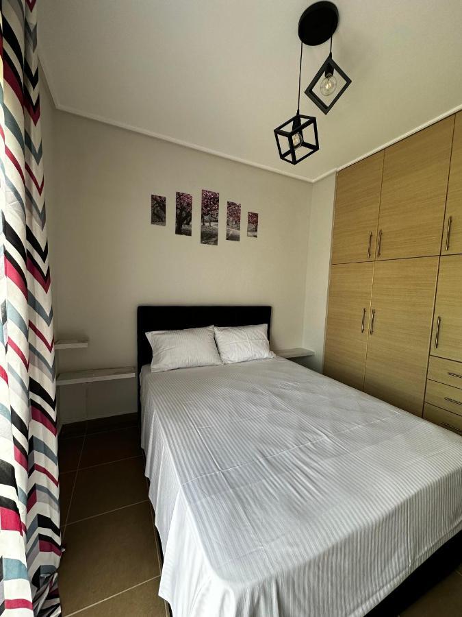 Eva'S Luxury Apartments No 3 Agios Spyridon (Spata-Artemida) Exterior foto